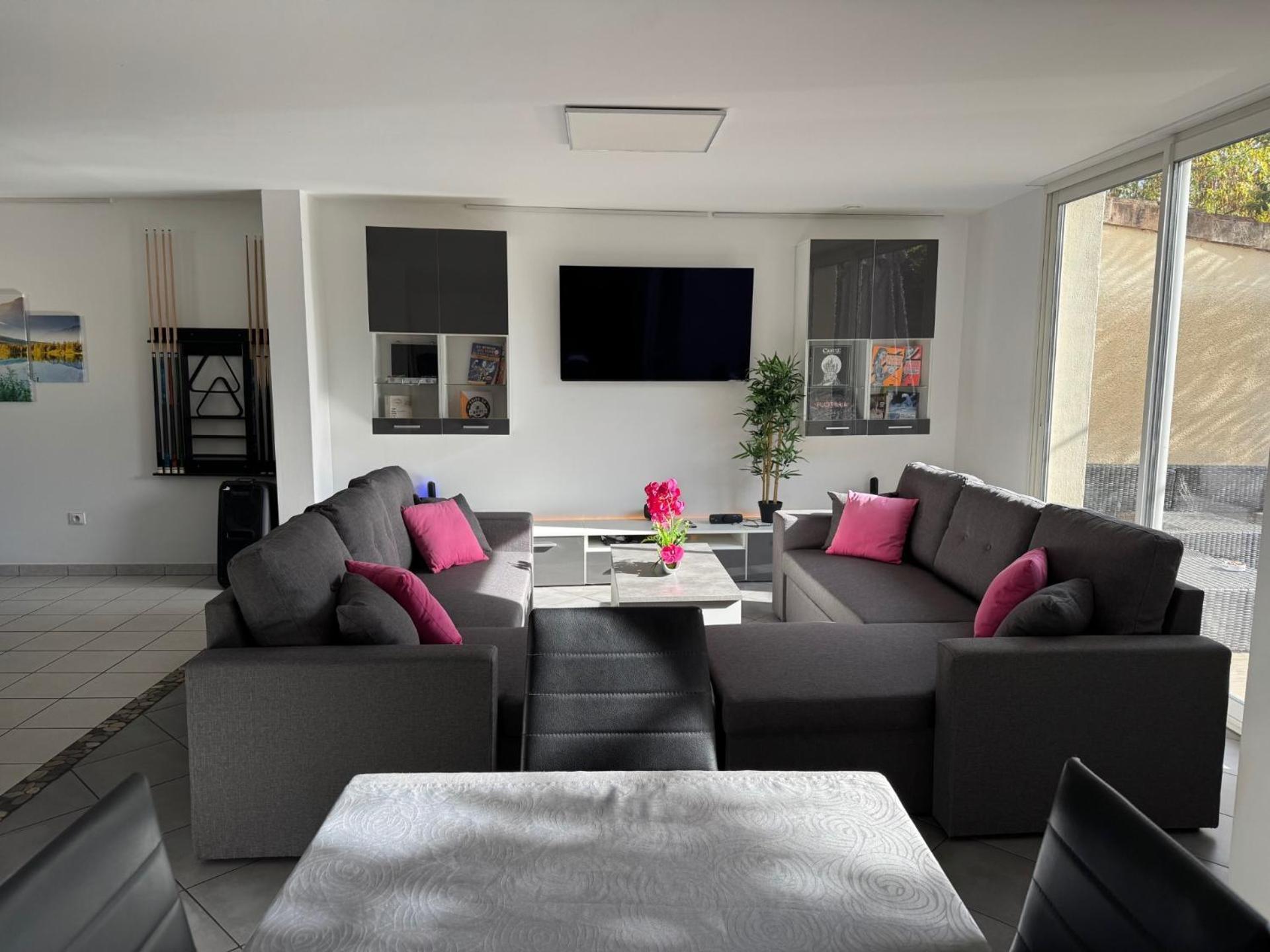 Bed To Rent - Maison Calme Avec Jacuzzi Sous Supplement بوردو المظهر الخارجي الصورة